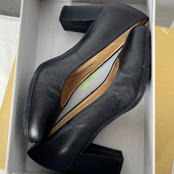 GEOX 39/9 Nappa leather pumps, EUC, "Annya" in black - Picture 5 of 16